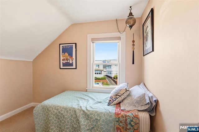 237 Broughton Avenue, Bloomfield, NJ 07003