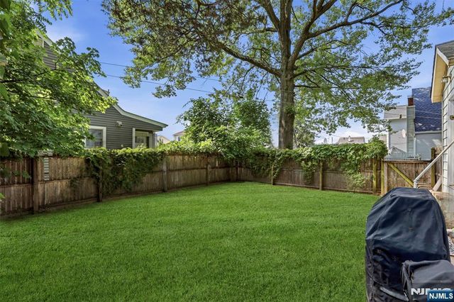 237 Broughton Avenue, Bloomfield, NJ 07003