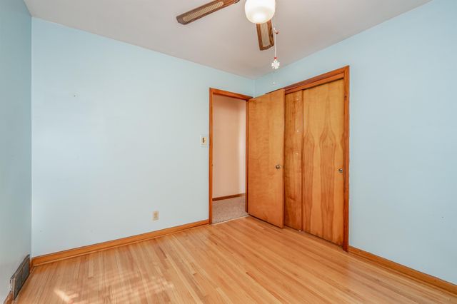 2056 S Estelle St, Wichita, KS 67211