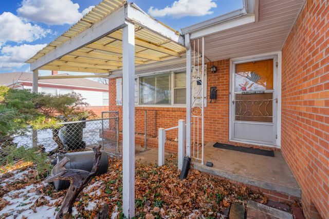 2056 S Estelle St, Wichita, KS 67211