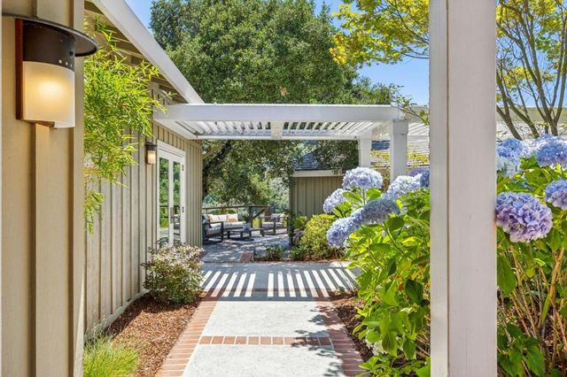 11270 Page Mill Road, Los Altos Hills, CA 94022