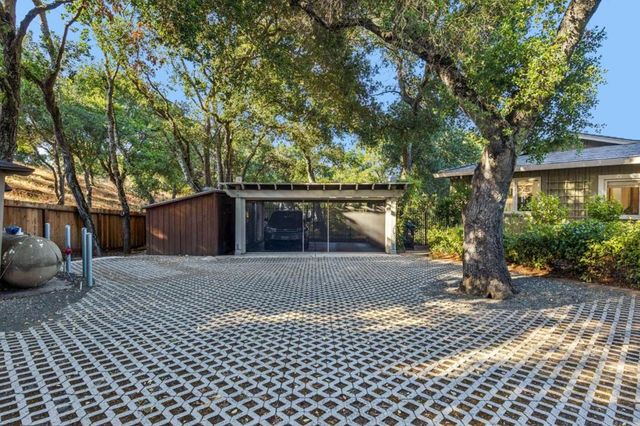 11270 Page Mill Road, Los Altos Hills, CA 94022