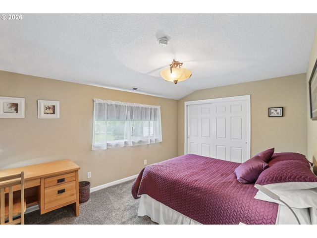 298 ROBERSON Rd, Woodland, WA 98674