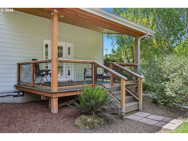 298 ROBERSON Rd, Woodland, WA 98674