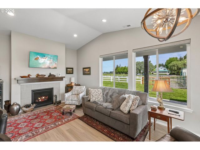 298 ROBERSON Rd, Woodland, WA 98674
