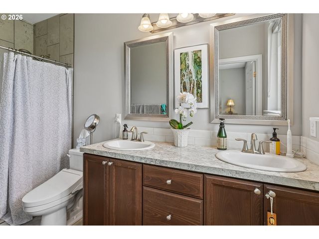 298 ROBERSON Rd, Woodland, WA 98674