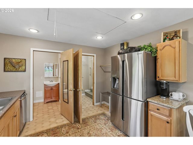 298 ROBERSON Rd, Woodland, WA 98674