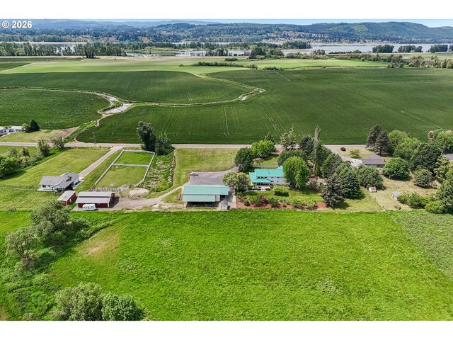 298 ROBERSON Rd, Woodland, WA 98674