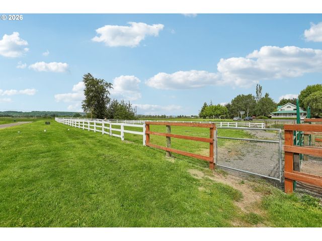 298 ROBERSON Rd, Woodland, WA 98674