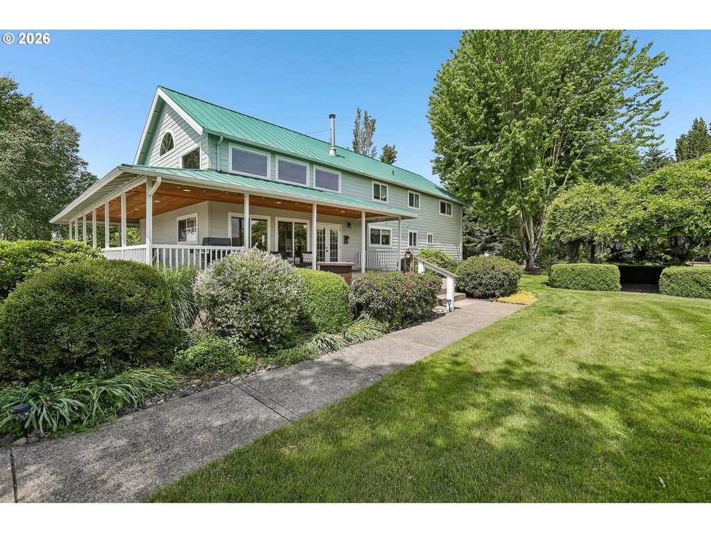 298 ROBERSON Rd, Woodland, WA 98674