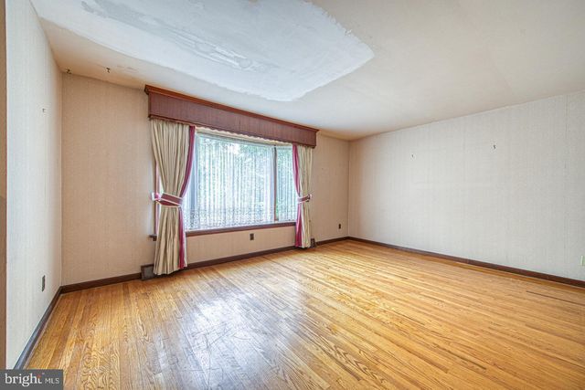 505 CRICKET LN, Media, PA 19063