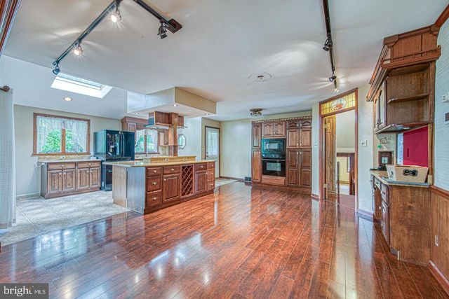 505 CRICKET LN, Media, PA 19063