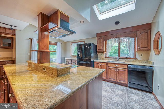 505 CRICKET LN, Media, PA 19063