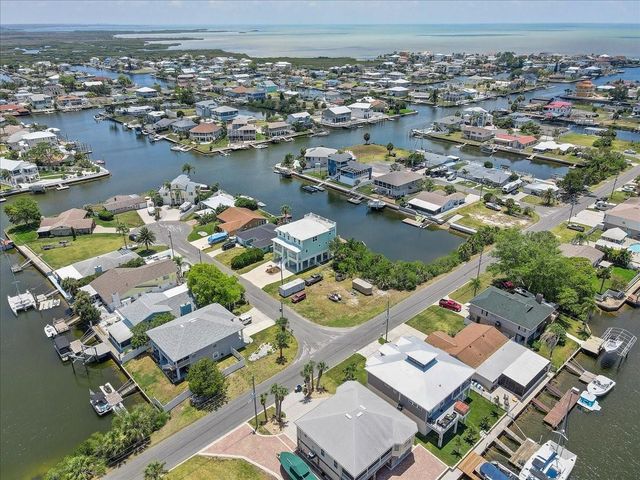 4389 5TH ISLE DRIVE, Hernando Beach, FL 34607