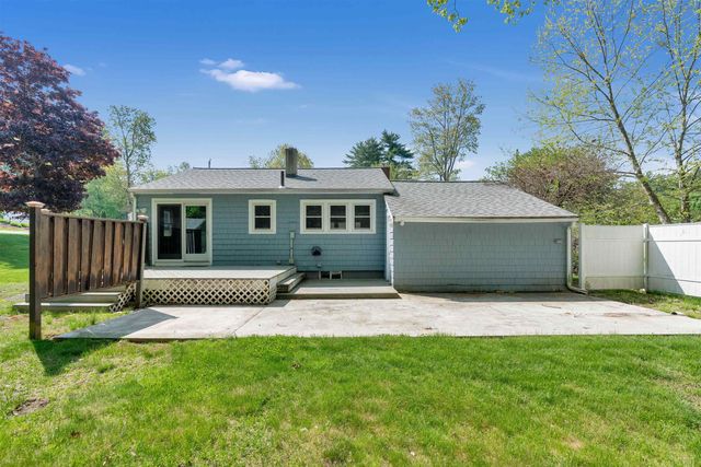 14 Phinney Lane, Exeter, NH 03833