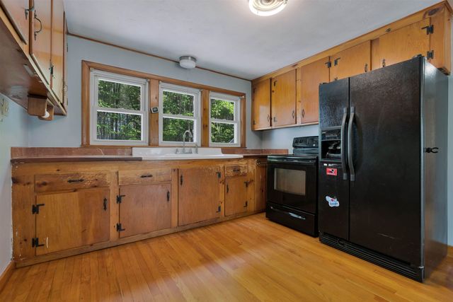 14 Phinney Lane, Exeter, NH 03833