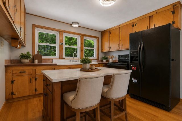 14 Phinney Lane, Exeter, NH 03833