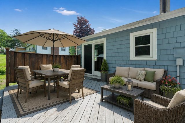 14 Phinney Lane, Exeter, NH 03833