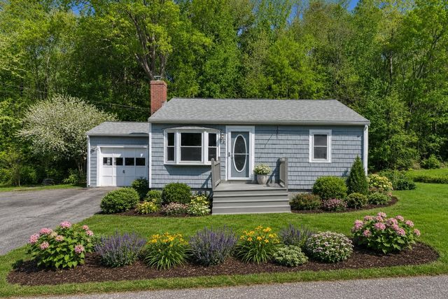14 Phinney Lane, Exeter, NH 03833