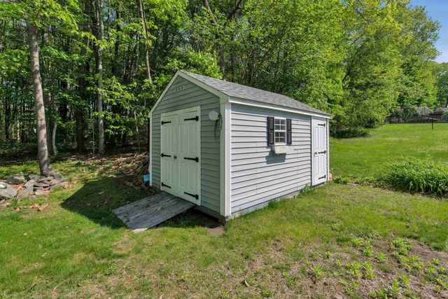 14 Phinney Lane, Exeter, NH 03833