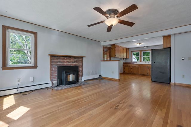 14 Phinney Lane, Exeter, NH 03833