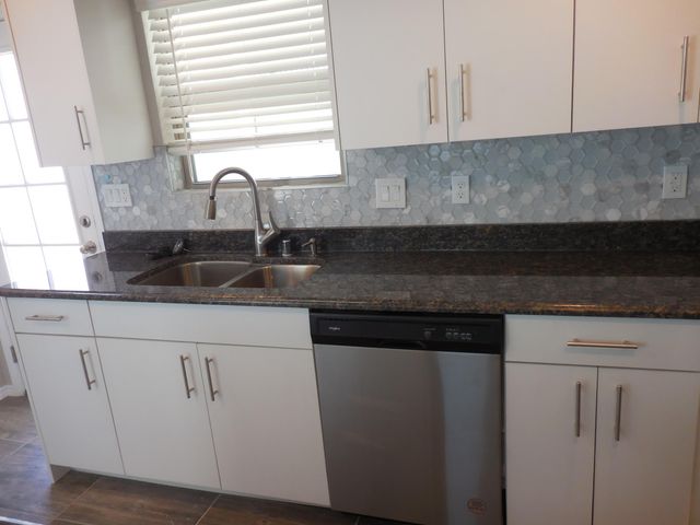 963 Aircoupe Way, Horizon City, TX 79928