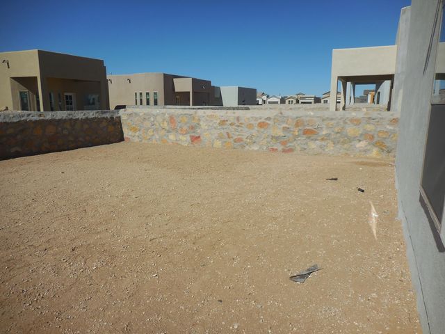 963 Aircoupe Way, Horizon City, TX 79928