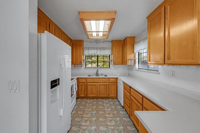 5586 Crossbill Ln, El Dorado, CA 95623