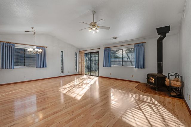 5586 Crossbill Ln, El Dorado, CA 95623