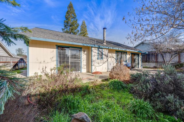 5586 Crossbill Ln, El Dorado, CA 95623