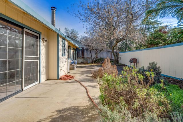 5586 Crossbill Ln, El Dorado, CA 95623