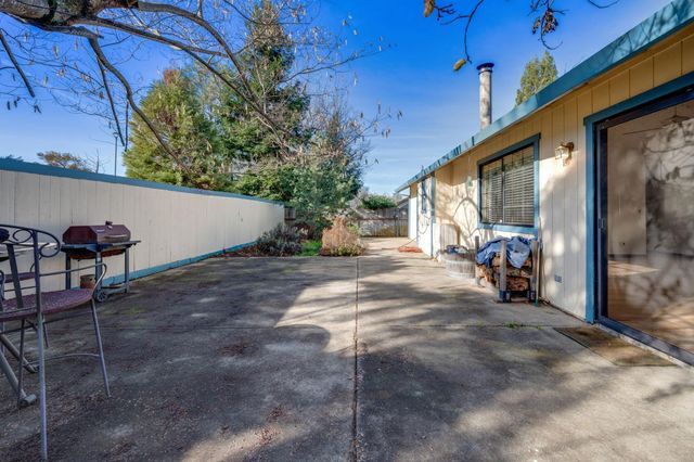 5586 Crossbill Ln, El Dorado, CA 95623