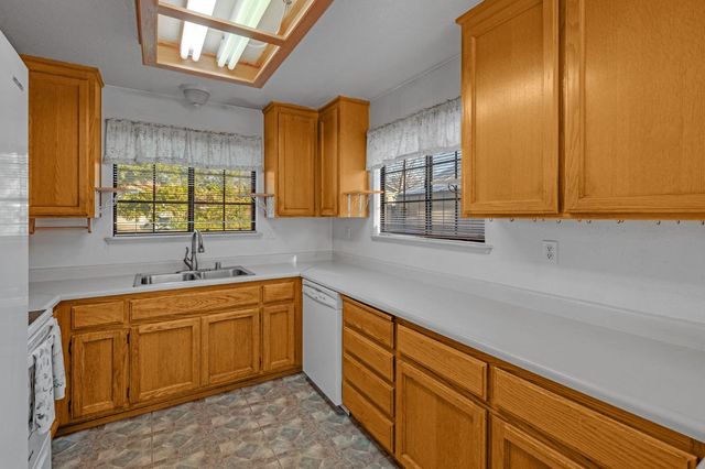 5586 Crossbill Ln, El Dorado, CA 95623