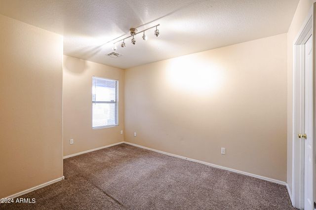 9427 W ELM Street, Phoenix, AZ 85037
