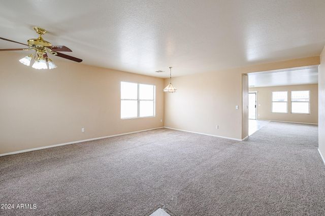 9427 W ELM Street, Phoenix, AZ 85037