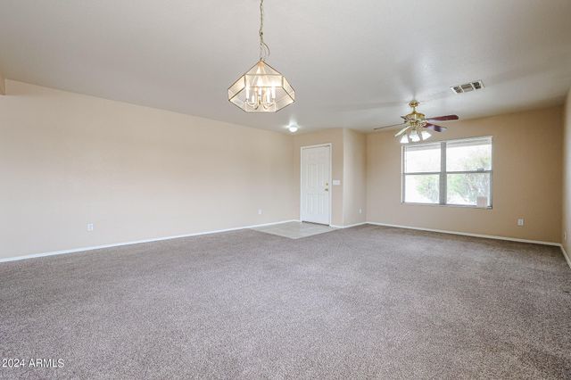 9427 W ELM Street, Phoenix, AZ 85037