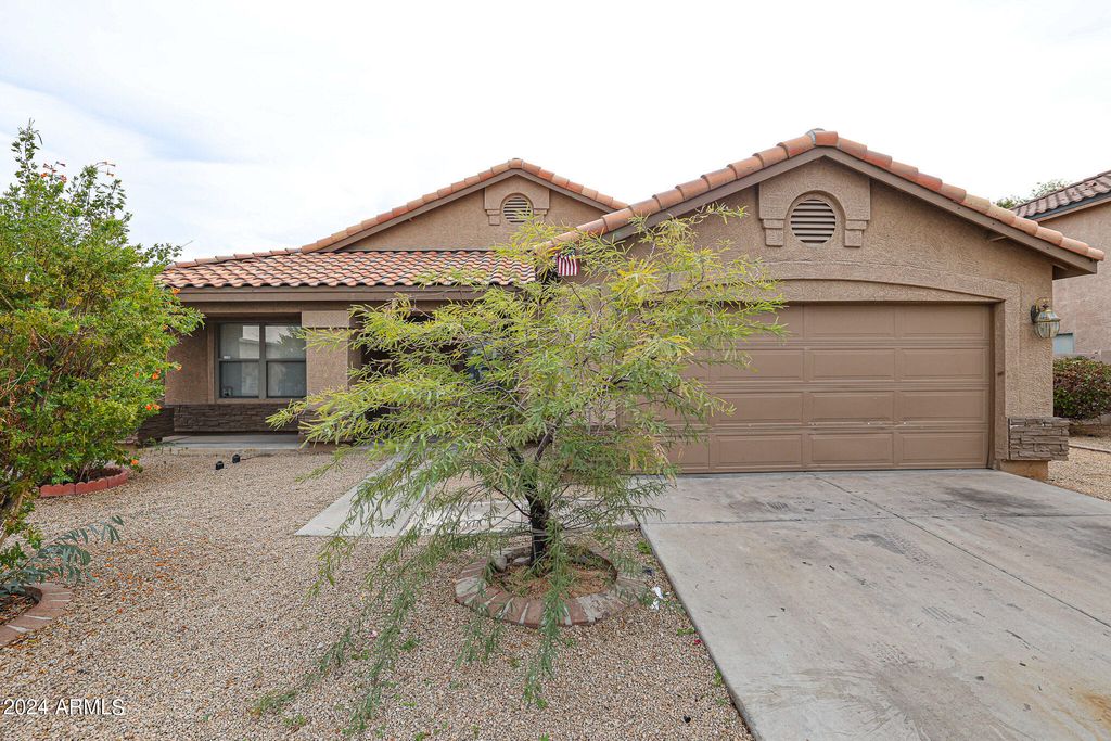 9427 W ELM Street, Phoenix, AZ 85037 — photo 2