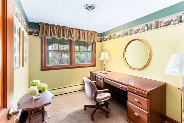 17 Gilmore Road, Easton, MA 02356