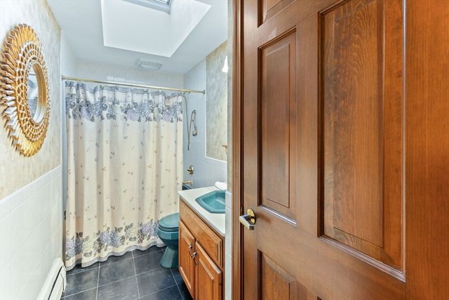 17 Gilmore Road, Easton, MA 02356