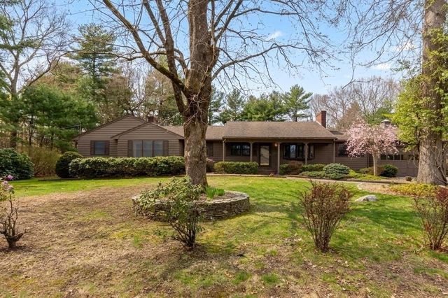 17 Gilmore Road, Easton, MA 02356