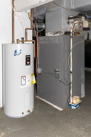 17 Gilmore Road, Easton, MA 02356