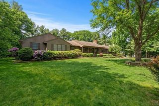 17 Gilmore Road, Easton, MA 02356