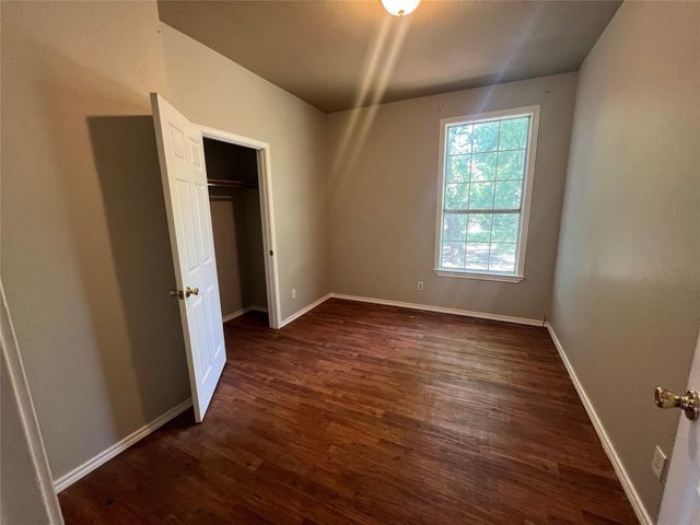 834 GRAHAM, Paris, TX 75460