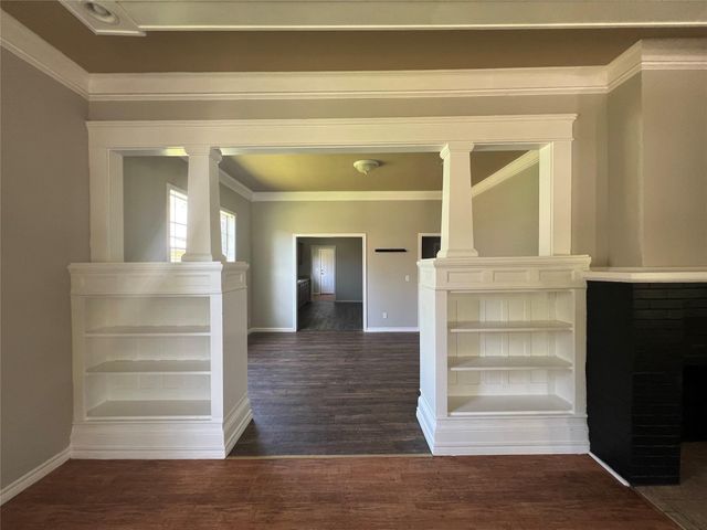 834 GRAHAM, Paris, TX 75460