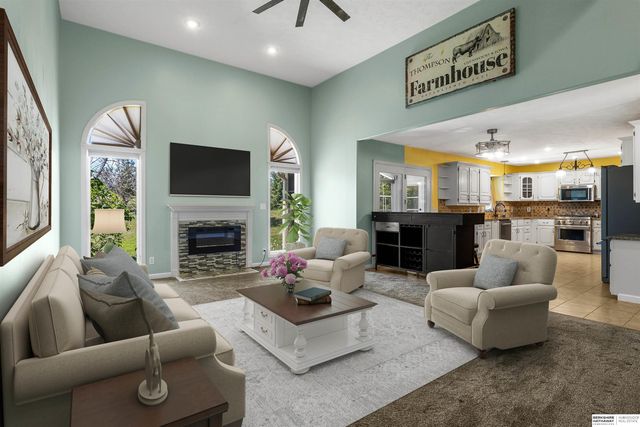 58492 Hilman Drive, Glenwood, IA 51534