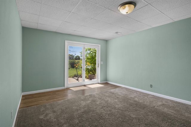 58492 Hilman Drive, Glenwood, IA 51534