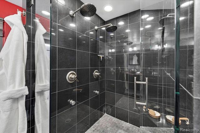 1405 W Liberty Street, Ann Arbor, MI 48103