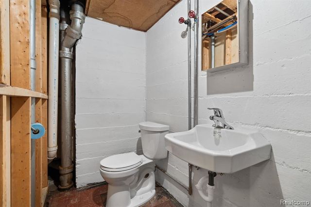 1405 W Liberty Street, Ann Arbor, MI 48103