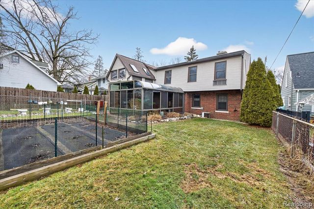 1405 W Liberty Street, Ann Arbor, MI 48103