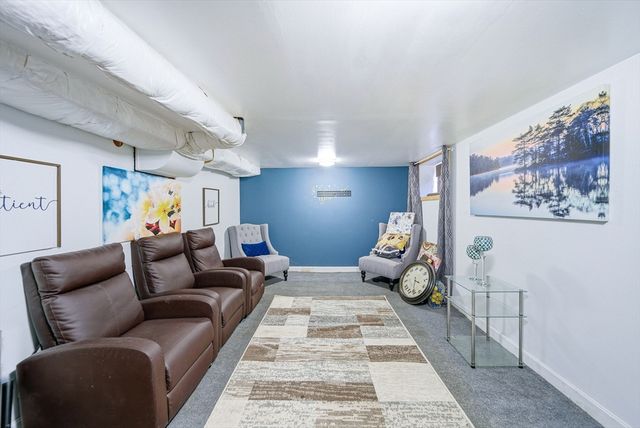 12 Eade St, Lynn, MA 01902